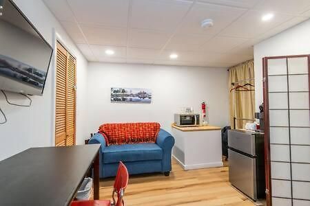 Cozy Private Apt Near Downtown Burlington Ngoại thất bức ảnh